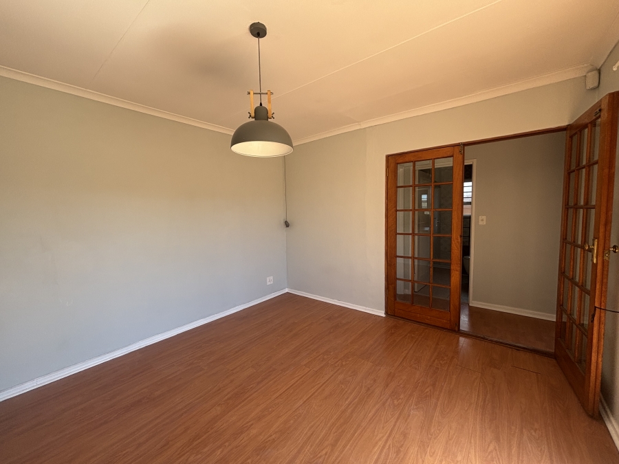 2 Bedroom Property for Sale in Summerstrand Eastern Cape